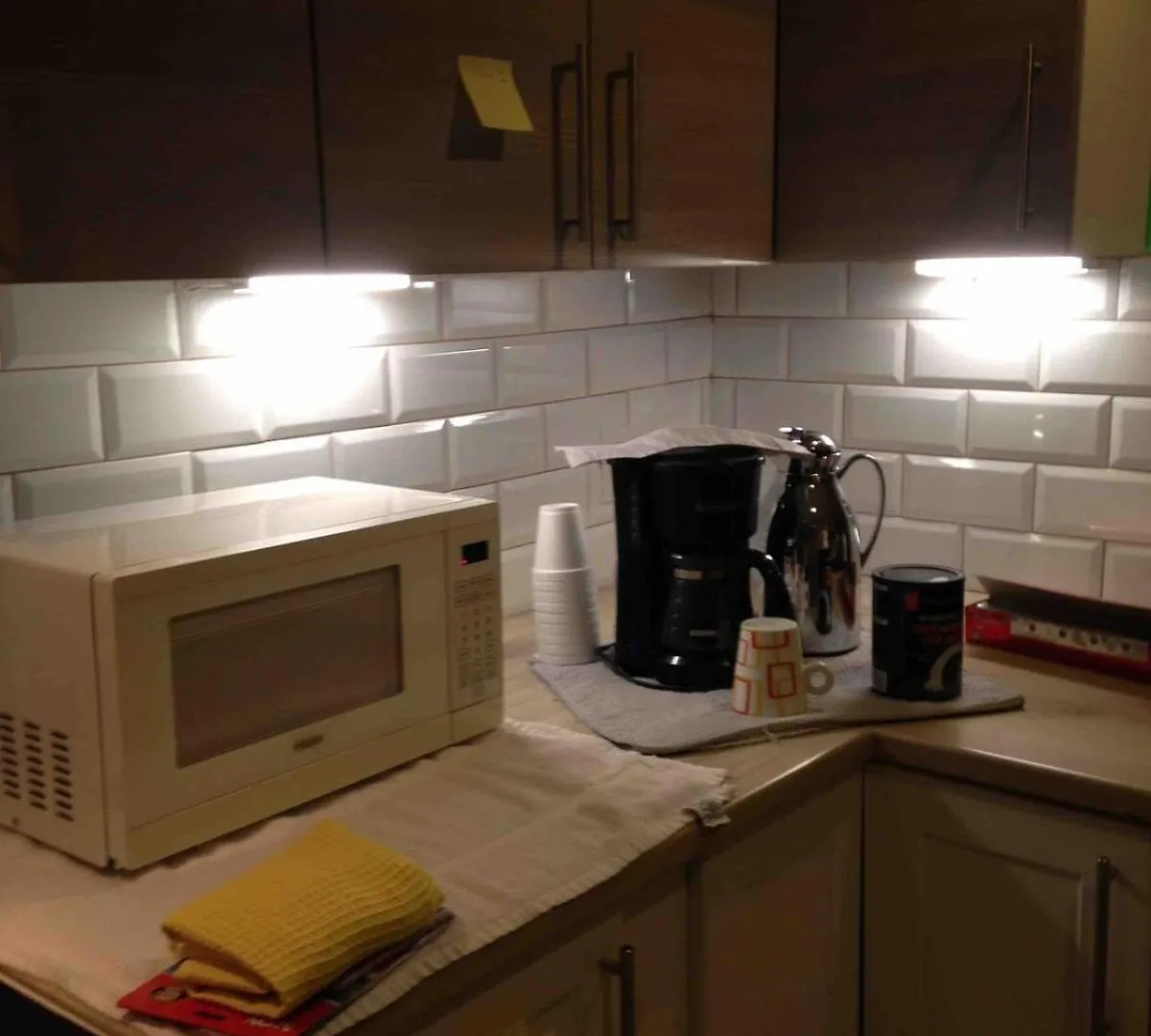 Downtown Montreal Apt Airport 15Mins
