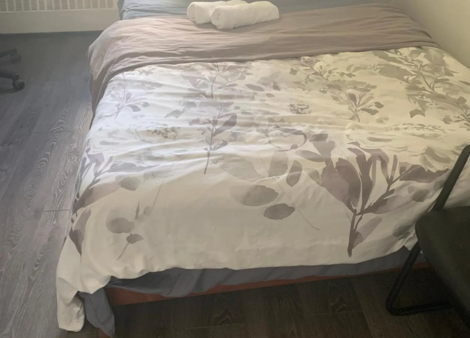 Downtown Montreal Apt Airport 15Mins